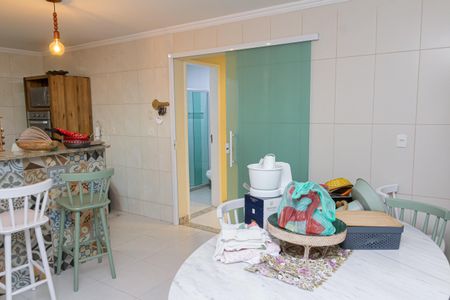 Casa de condomínio para alugar com 360m², 3 quartos e 2 vagasCopa