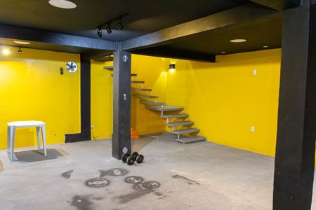 Casa de condomínio para alugar com 360m², 3 quartos e 2 vagasAcademia