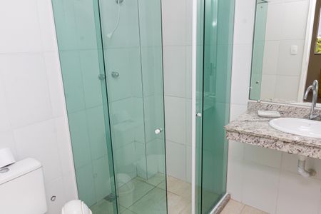Casa de condomínio para alugar com 360m², 3 quartos e 2 vagasBanheiro da Suíte 2