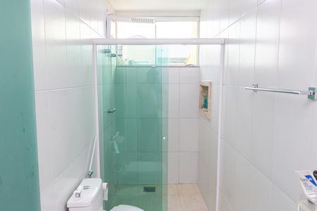 Casa de condomínio para alugar com 360m², 3 quartos e 2 vagasBanheiro da Suíte 3
