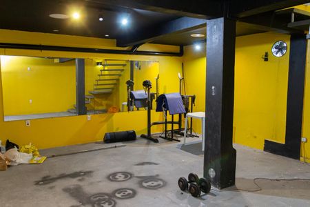 Casa de condomínio para alugar com 360m², 3 quartos e 2 vagasAcademia