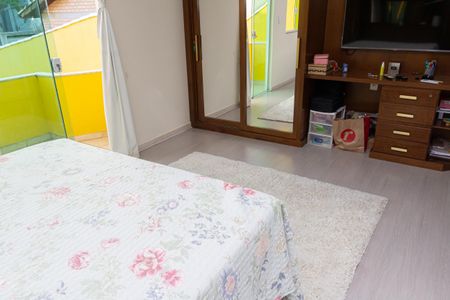 Casa de condomínio para alugar com 360m², 3 quartos e 2 vagasSuíte 3