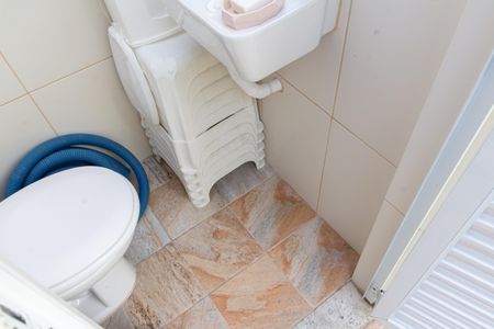 Casa de condomínio para alugar com 360m², 3 quartos e 2 vagasBanheiro Social 2