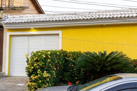 Casa de condomínio para alugar com 360m², 3 quartos e 2 vagasFachada