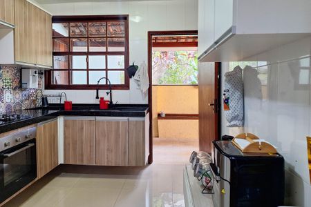 Casa de condomínio à venda com 120m², 2 quartos e 1 vagaCozinha