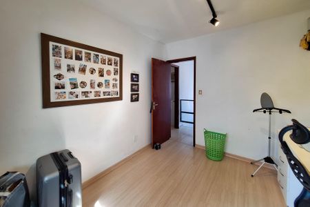 Casa de condomínio à venda com 120m², 2 quartos e 1 vagaQuarto 1