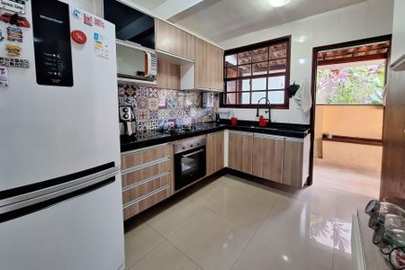 Casa de condomínio à venda com 120m², 2 quartos e 1 vagaCozinha