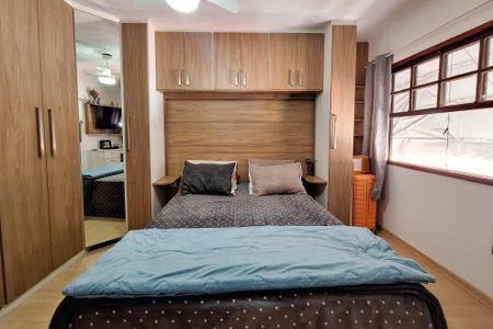 Casa de condomínio à venda com 120m², 2 quartos e 1 vagaQuarto 2