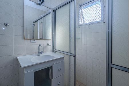 banheiro social_2 de apartamento para alugar com 1 quarto, 40m² em Aclimação, São Paulo
