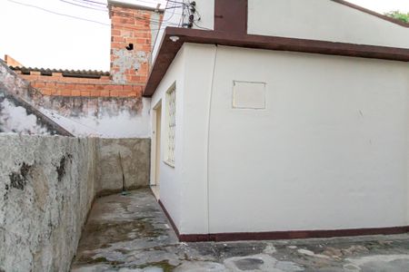 Casa para alugar com 60m², 2 quartos e sem vagaQuintal