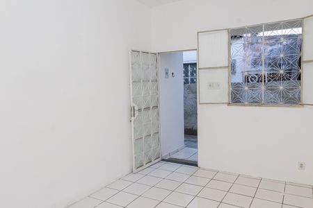 Sala de casa para alugar com 2 quartos, 60m² em Senador Vasconcelos, Rio de Janeiro