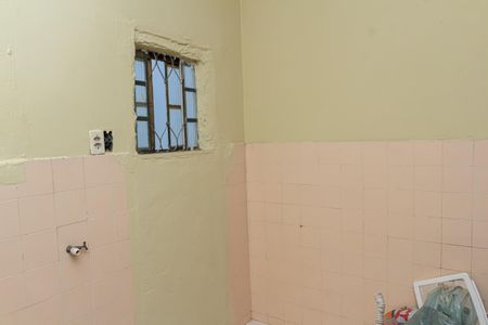 Casa para alugar com 60m², 2 quartos e sem vagaÁrea de Serviço