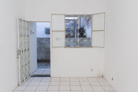 Casa para alugar com 60m², 2 quartos e sem vagaSala