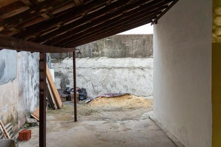 Casa para alugar com 60m², 2 quartos e sem vagaVaranda