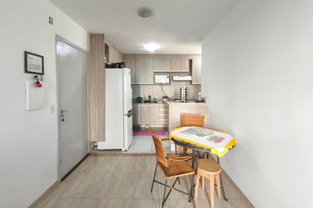 Sala de apartamento para alugar com 2 quartos, 50m² em Vila Marieta, Campinas