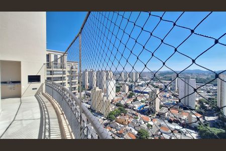 Apartamento para alugar com 172m², 3 quartos e 3 vagasVaranda