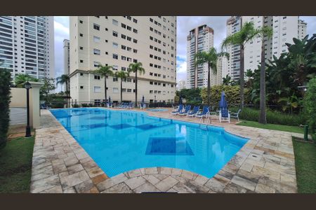 Apartamento para alugar com 172m², 3 quartos e 3 vagasÁrea comum - Piscina