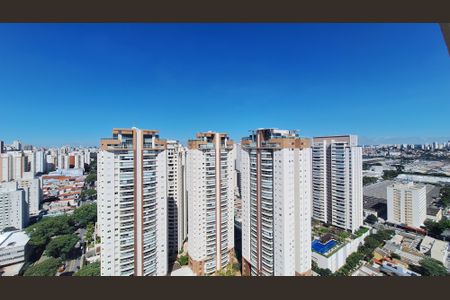 Apartamento para alugar com 172m², 3 quartos e 3 vagasVista