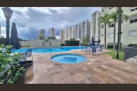 Apartamento para alugar com 172m², 3 quartos e 3 vagasÁrea comum - Piscina