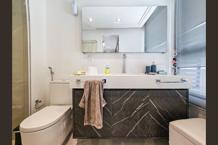 Apartamento para alugar com 70m², 1 quarto e 1 vaga Apartamento para alugar com 70m², 1 quarto e 1 vagaBanheiro da Suíte