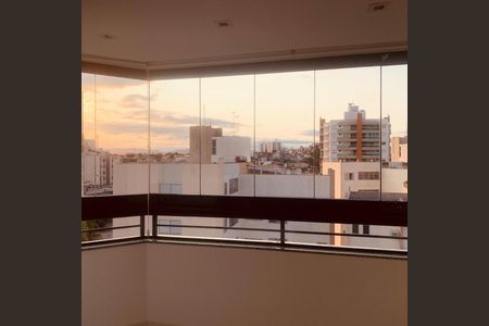 Apartamento para alugar com 87m², 2 quartos e 1 vagaVaranda