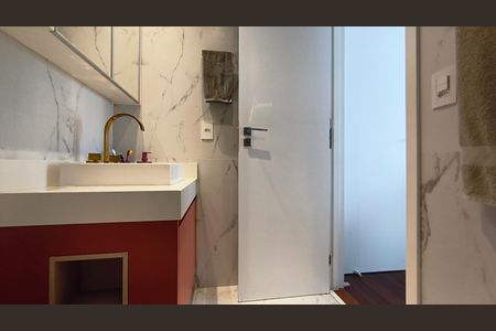 Apartamento à venda com 94m², 2 quartos e 2 vagasBanheiro da Suíte 1