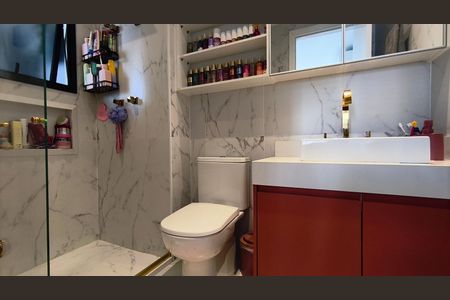Apartamento à venda com 94m², 2 quartos e 2 vagasBanheiro da Suíte 1