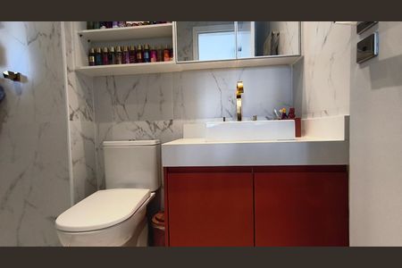 Apartamento à venda com 94m², 2 quartos e 2 vagasBanheiro da Suíte 1