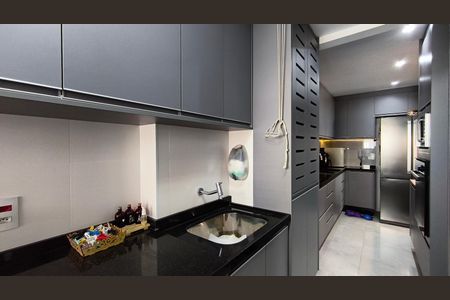 Apartamento à venda com 94m², 2 quartos e 2 vagasÁrea de Serviço