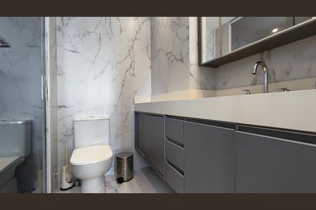 Apartamento à venda com 94m², 2 quartos e 2 vagasBanheiro da Suíte 2