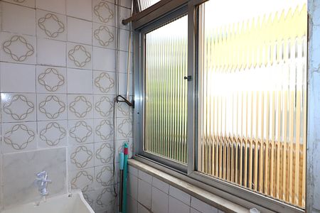 Apartamento para alugar com 50m², 2 quartos e sem vagaJanela da Área de Serviço