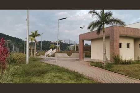 Casa à venda com 140m², 3 quartos e 2 vagas