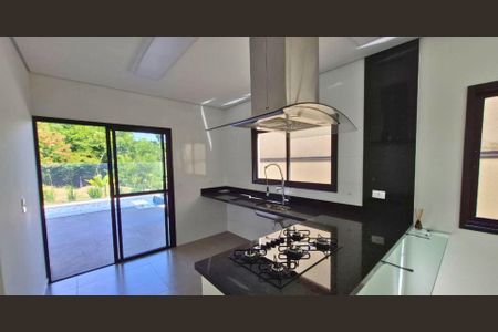 Casa à venda com 3 quartos, 140m² em Villas Do Jaguari, Santana de Parnaíba