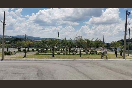 Casa à venda com 140m², 3 quartos e 2 vagas