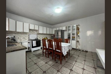 Casa à venda com 3 quartos, 342m² em Jardim Santa Edwirges, Guarulhos