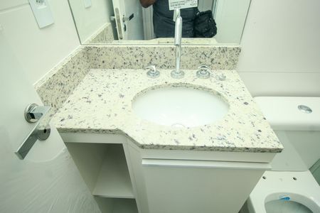 Apartamento à venda com 55m², 2 quartos e 2 vagas Apartamento à venda com 55m², 2 quartos e 2 vagasBanheiro Social