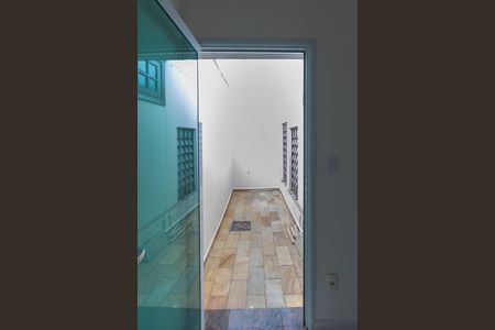 Casa à venda com 330m², 4 quartos e 6 vagas