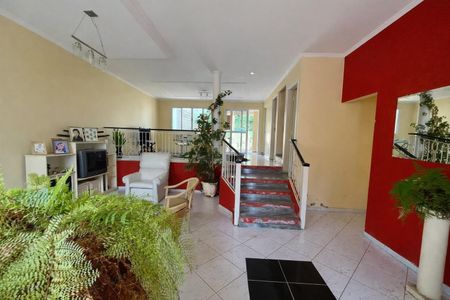 Casa à venda com 3 quartos, 250m² em Conjunto Habitacional Vila Santana (Sousas), Campinas