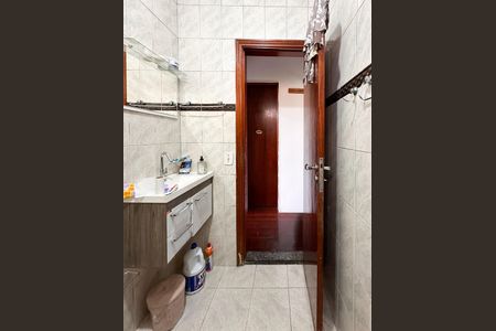 Apartamento à venda com 62m², 2 quartos e 1 vagaBanheiro Social