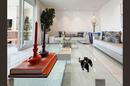 Apartamento à venda com 208m², 4 quartos e 5 vagas