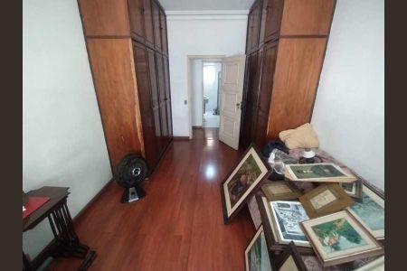 Apartamento à venda com 171m², 4 quartos e 1 vaga