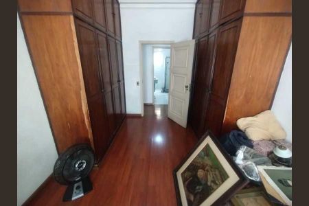 Apartamento à venda com 171m², 4 quartos e 1 vaga