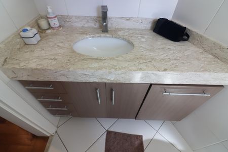 Apartamento à venda com 107m², 2 quartos e 2 vagasQuarto 1 - Suíte Banheiro 