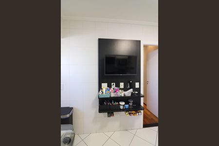 Apartamento à venda com 107m², 2 quartos e 2 vagasCozinha 