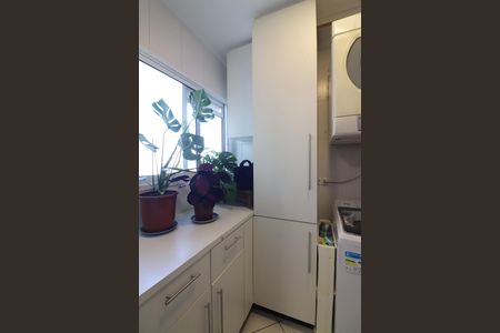 Apartamento à venda com 107m², 2 quartos e 2 vagasÁrea de Serviço