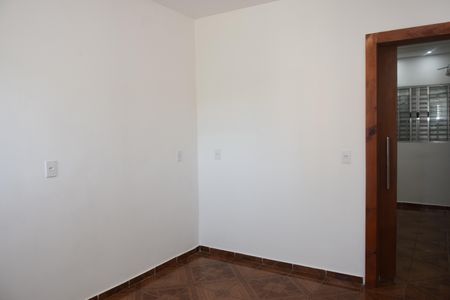 Cozinha de kitnet/studio para alugar com 1 quarto, 25m² em Jardim Irapiranga, Embu das Artes