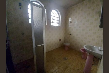 Casa à venda com 3 quartos, 196m² em Santa Cruz, Belo Horizonte