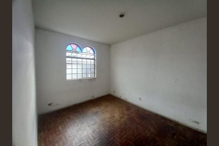 Casa à venda com 3 quartos, 196m² em Santa Cruz, Belo Horizonte