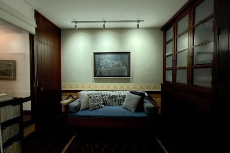 Casa à venda com 500m², 4 quartos e 2 vagas Casa à venda com 500m², 4 quartos e 2 vagasQuarto 3