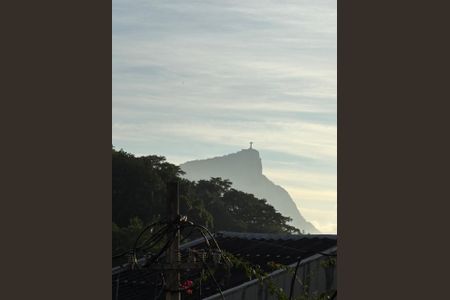 Casa à venda com 500m², 4 quartos e 2 vagas Casa à venda com 500m², 4 quartos e 2 vagasVista da suíte 2